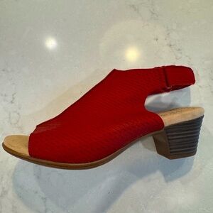 Clarks Red Textured Heels with Peep-Toe Design